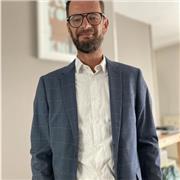 En distanciel ou en physique, pour apprendre, comprendre ou se perfectionner, j’ai plus de 30 ans d’expérience en la matière !